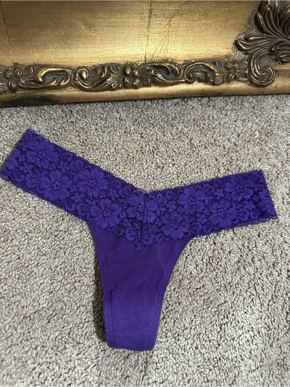 New Pink Victoria's Secret 2010 Cheeksters Extra Low Rise Thong Purple Size XS